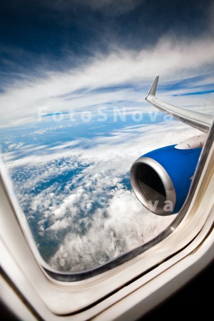 clouds_porthole_airplane_windo