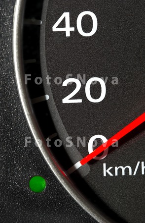 car_speedmeter_km_speed_miles_