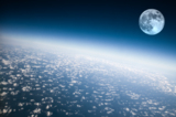 horizon_Moon_stratosphere_clou