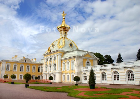 дворец,_Петродво