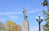 памятник,_Украин
