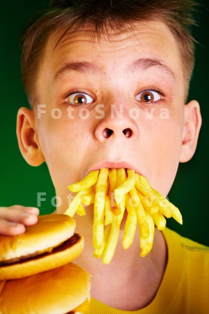 boy_child_kid_french_fries_sna