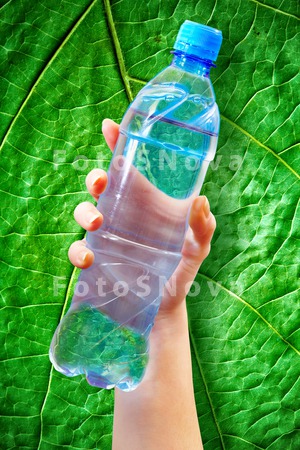 water_bottle_drink_hand_hold_g