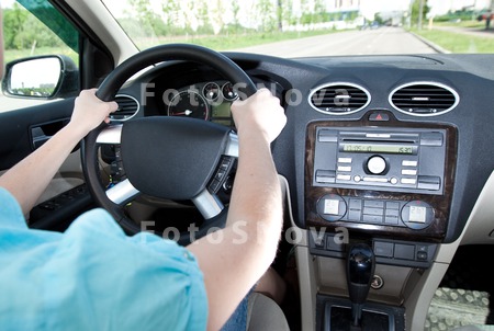 girl_driver_inside_car_steerin