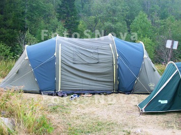 палатка,_туристи