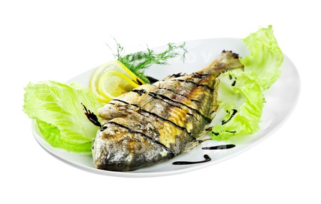 food_roast_fish_isolated_white