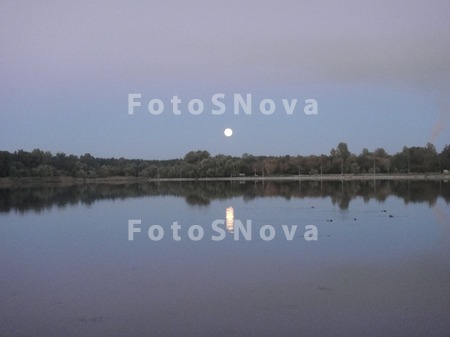 вечер,_вода,_бере