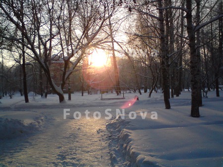 Зима,_снег_на_де