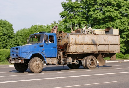 грузовик,_грузов