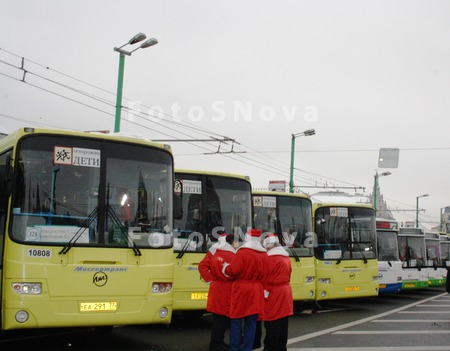 автобусы,_Москва
