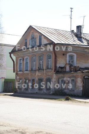 dom,_staryiy,_Ostashkov,_gorod