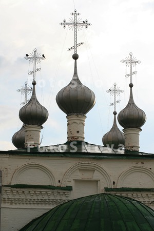 Hram,_tserkov,_religiya,_pravo