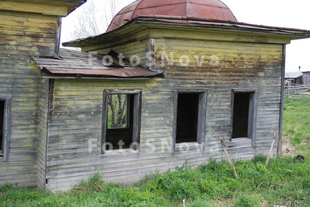 Chasovnya,_Pyieldino,_Komi,_hr