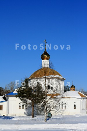 Церковь,_поселок