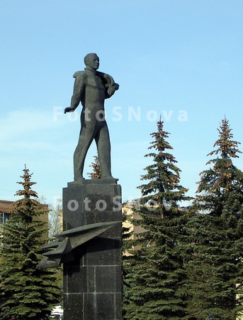 Gagarin,_Gjatsk,_Yuriy_Gagarin