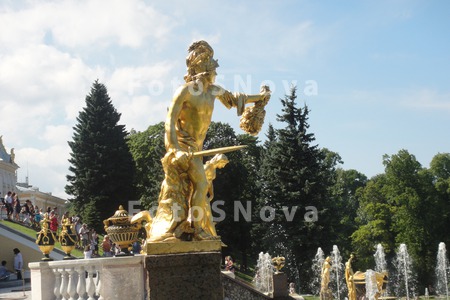 statuya;_Peterburg;_Petergof;_