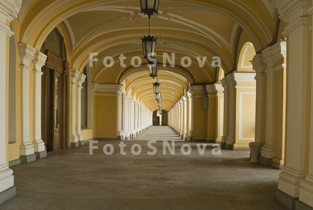 galereya,_bolshoy,_gostinyiy,_