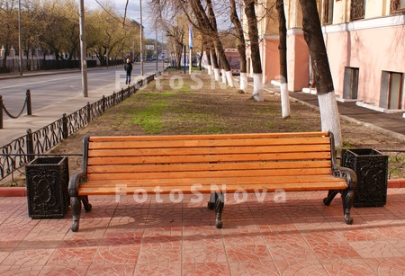 lavochka,_ulitsa,_gorod,_skame