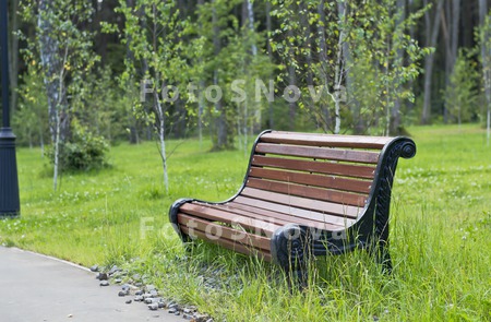 lavochka_otdyih_park_gazon_tra