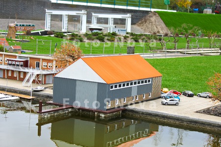 yacht_club_miniature_design_to