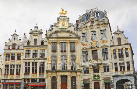 city_facade_grand_architecture