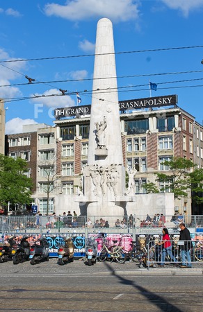 amsterdam_netherlands_city_dam