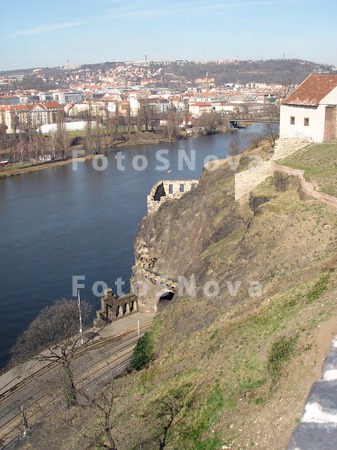 chehiya_praga_vid_sverhu_reka_