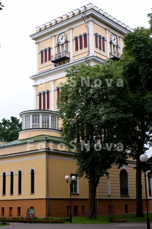 dvorets,_starinnaya,_arhitektu