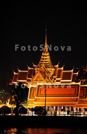 Thailand,_Bangkok,_night,_nigh