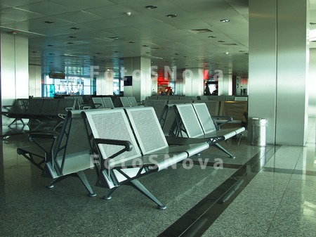 waiting_airport_travel_lounge_