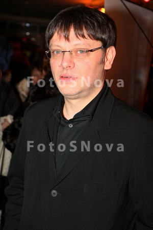 kino_russkoe_rossiyskoe_pokaz_