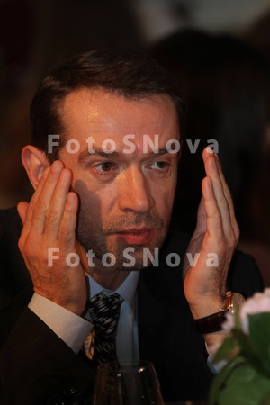 _	personalii_znamenitosti_