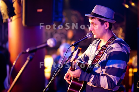 music_guitar_string_performer_