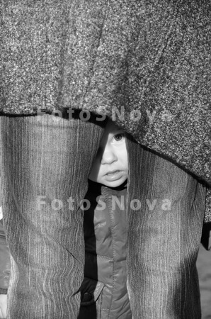 child,_hide,_black_and_white_p