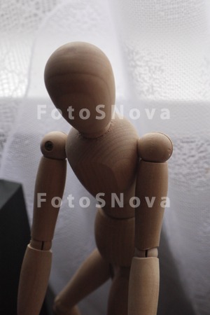 Chelovechek,_sharniryi,_fragme
