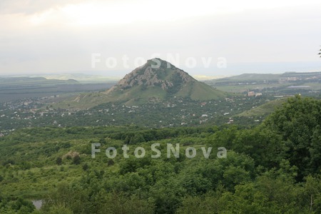 Goryi,_Pyatigorsk,_peyzaj,_les