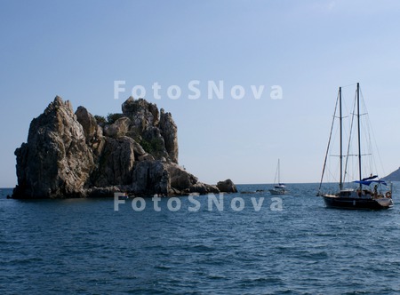 more,_goryi,_voda,_skala,_kryi