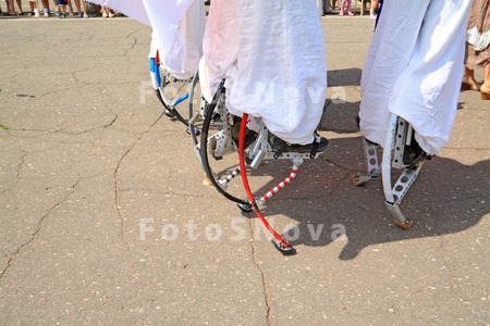 stilt_street_ceremony_mascarad
