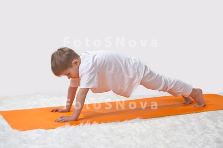 activity_baby_background_baref