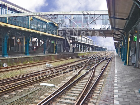 train_station_transportation_t